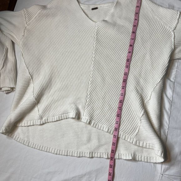 Free People La Brea V Neck Heavy Knit Pullover Off‎ White Sweater Small - Picture 6 of 7